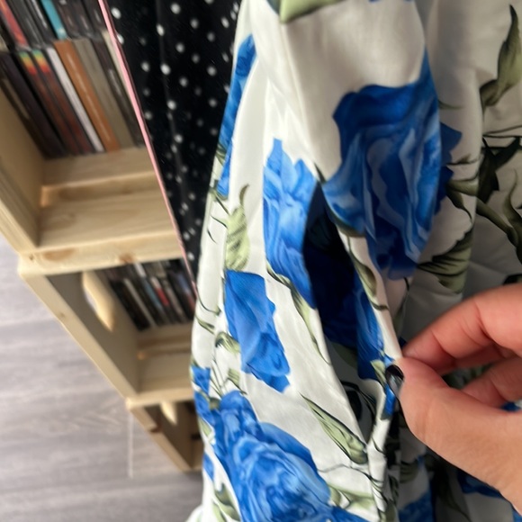 Pretty Dress Company White Swing Dress with Blue Flowers UK 14/ US 10 - Picture 4 of 4